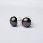 Load image into Gallery viewer, Black Pearl Studs- 8 MM