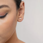 Load image into Gallery viewer, Peach Pearl Studs- 7.5 MM