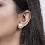 Load image into Gallery viewer, BASRA SEA PEARL STUDS.
