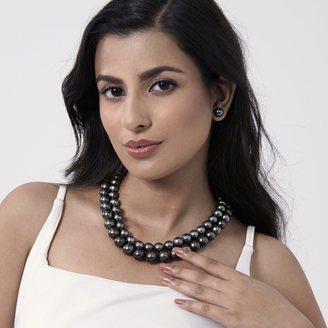 TAHITIAN SEA PEARL STUDS